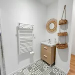 Maison Moderne T5 - 4 Ch Sdb Privatives - Terrasse Villa *