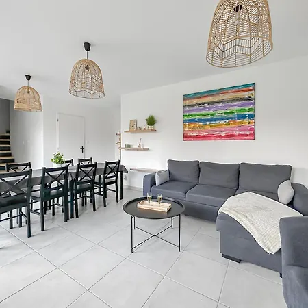 Вилла Maison T5 Lumineux, Moderne & Convivial Terrasse Пуатье