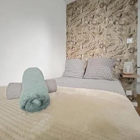 Villa Maison Moderne T5 - 4 Ch Sdb Privatives - Terrasse