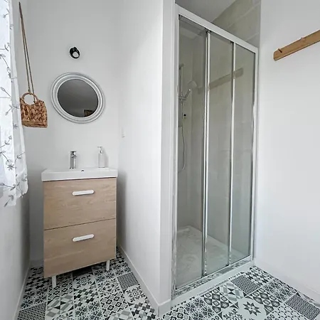 Maison Moderne T5 - 4 Ch Sdb Privatives - Terrasse Poitiers