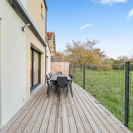 Maison Moderne T5 - 4 Ch Sdb Privatives - Terrasse Vila