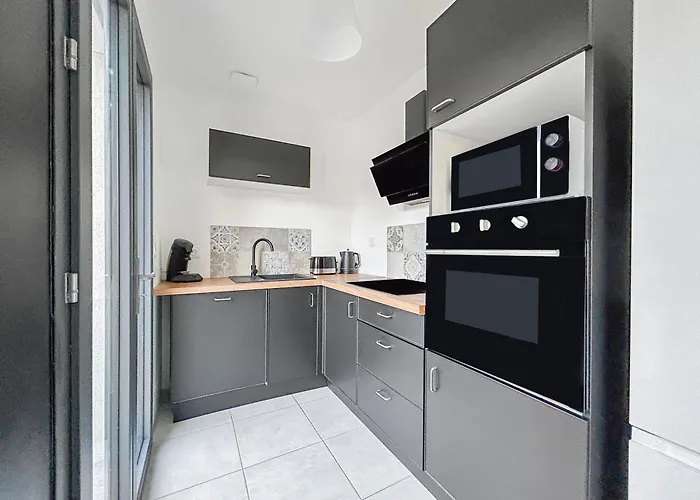 Maison Moderne T5 - 4 Ch Sdb Privatives - Terrasse * Poitiers