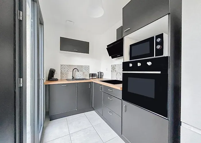 Villa Maison Moderne T5 - 4 Ch Sdb Privatives - Terrasse Poitiers