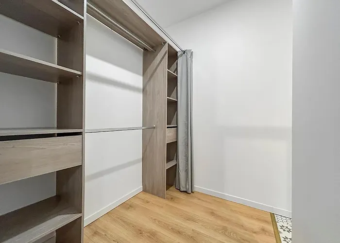 Maison Moderne T5 - 4 Ch Sdb Privatives - Terrasse Villa *