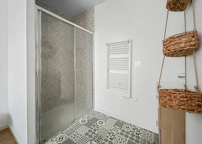 Villa Maison Moderne T5 - 4 Ch Sdb Privatives - Terrasse *