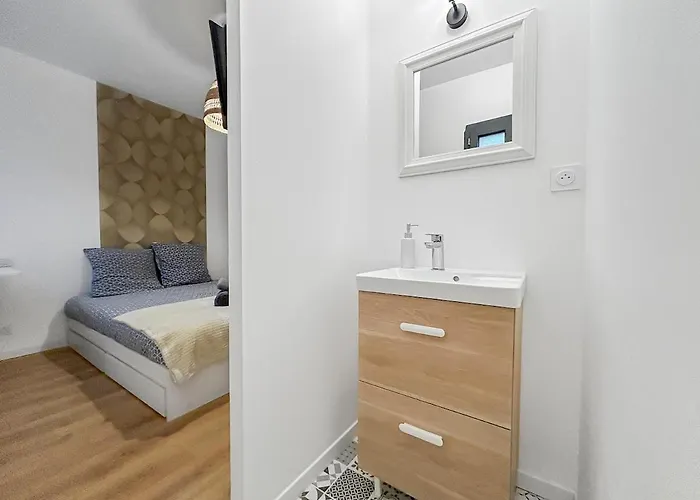 Maison Moderne T5 - 4 Ch Sdb Privatives - Terrasse * Poitiers